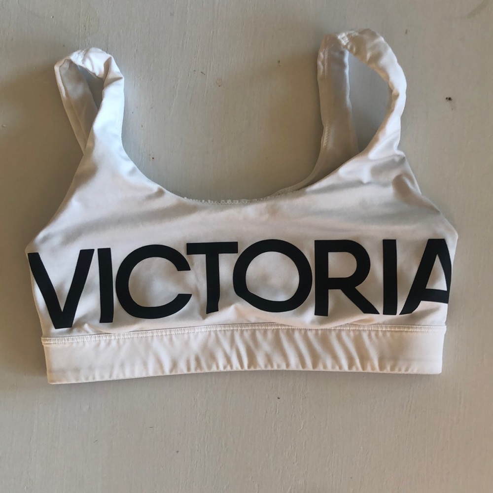 victoria’s secret sports bra
